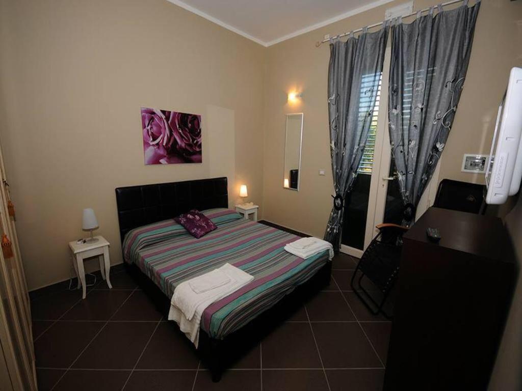 Li Fichi Alezio/gallipoli Bed & Breakfast *